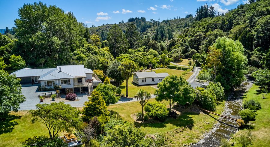 Free property data for 255 Plateau Road, Te Marua, Upper Hutt - homes.co.nz
