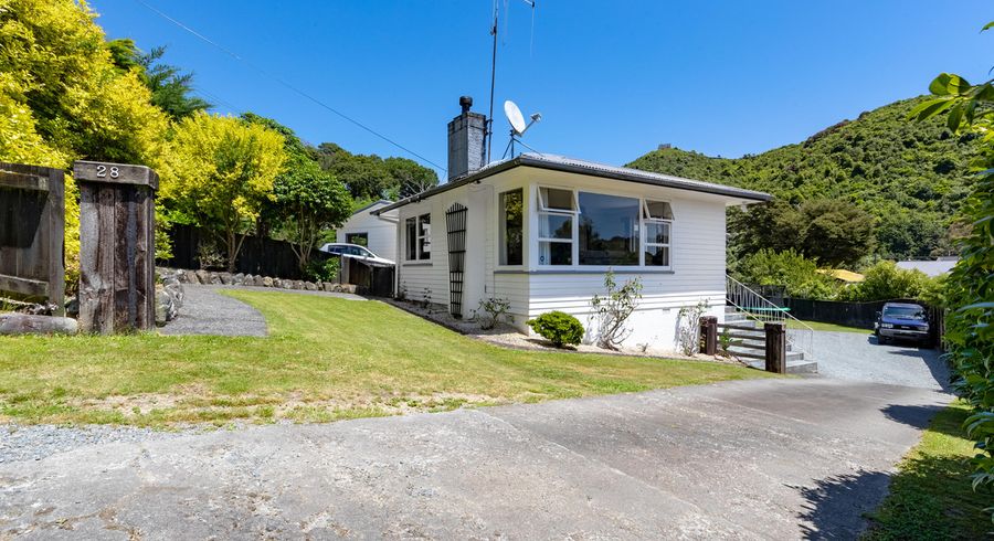 Free property data for 28 Plateau Road, Te Marua, Upper Hutt - homes.co.nz