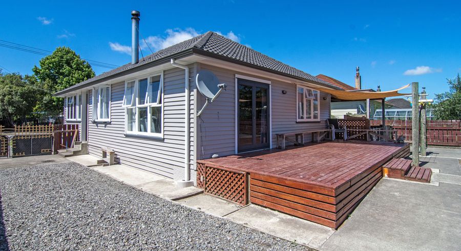 Free property data for 160 Cole Street, Masterton - homes.co.nz