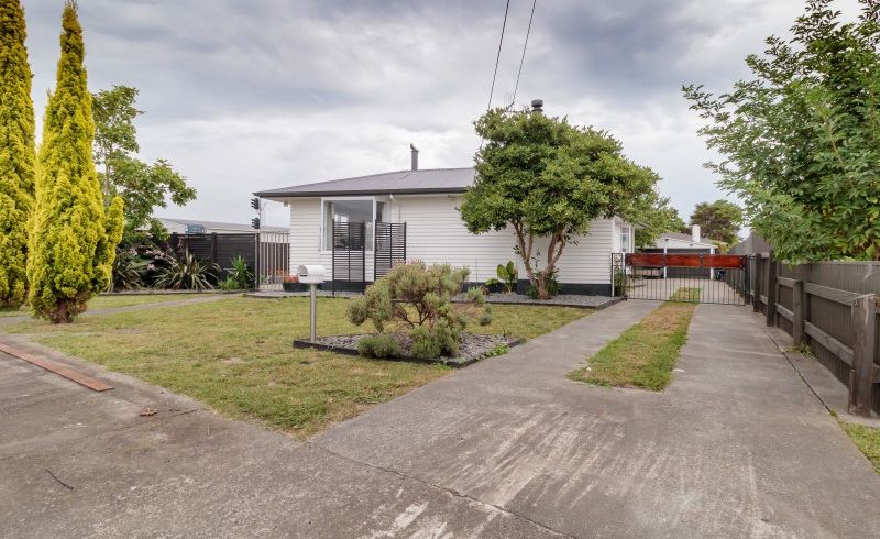3 239 warwick road hastings